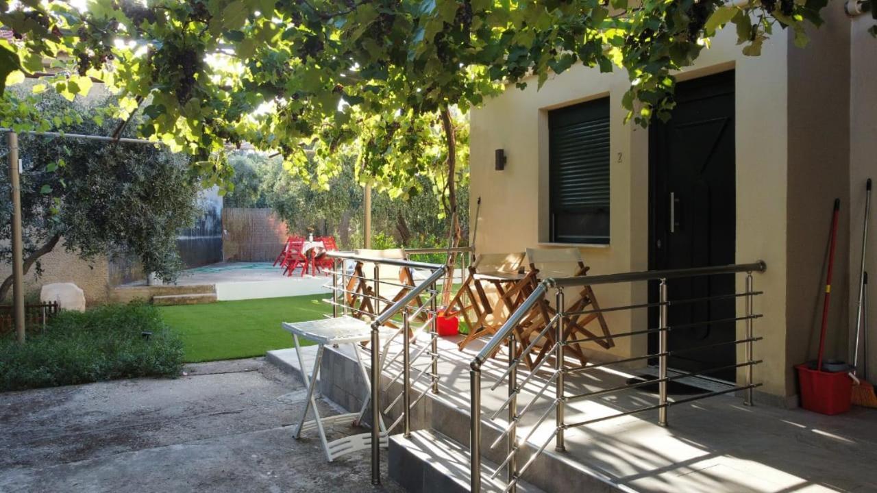 Garden Apartment Potos